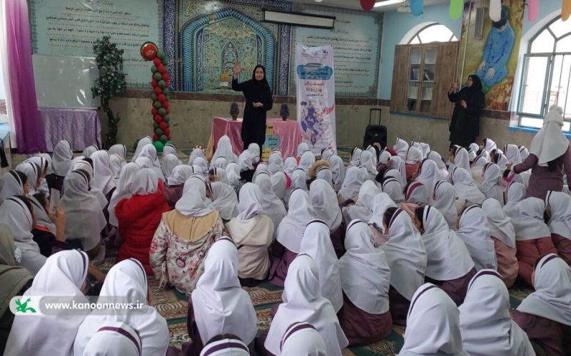 ۲۰۰۰ کودک و نوجوان بوشهری پای قصههای فرهنگساز نشستند
