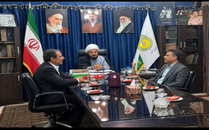 دیدار رئیس اداره دامپزشکی تنگستان با امام جمعه دلوار به مناسبت هفته دامپزشکی