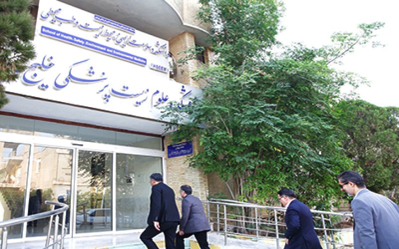 معاون تحقیقات و فناوری وزارت بهداشت، درمان و آموزش پزشکی: بوشهر قطب پزشکی هسته‌ای و زیست‌فناوری ایران است