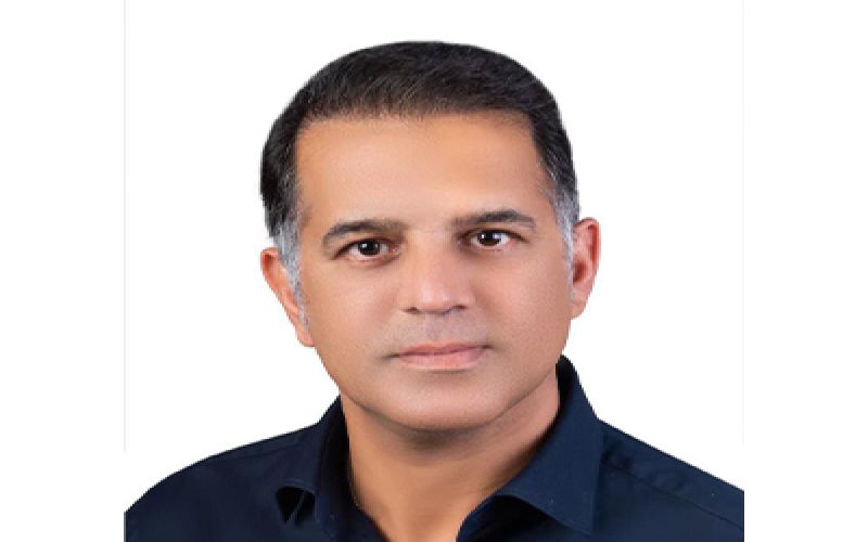 معاون تحقیقات و فناوری دانشگاه علوم پزشکی بوشهر دکتر سینا دوبرادران پژوهشگر برتر این دانشگاه به‌عنوان یکی از اعضای جدید وابسته فرهنگستان علوم پزشکی کشور انتخاب شد