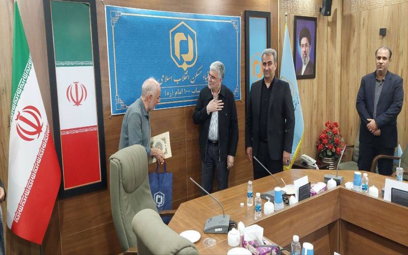 خیرین مسکن‌ساز استان بوشهر در ستاد خانه امید تجلیل شدند ‌