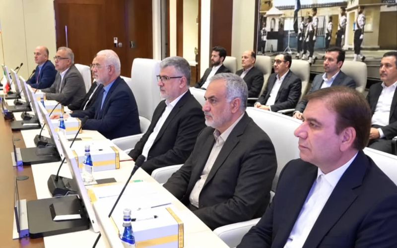 استاندار بوشهر در دیدار وزیر کشور با مسئولان قطر بر توسعه و تثبیت مسیر دریایی بوشهر و تسهیل تشریفات گمرکی و تجاری، توسعه صادرات محصولات کشاورزی، غذایی و آبزیان به قطر تأکید کرد