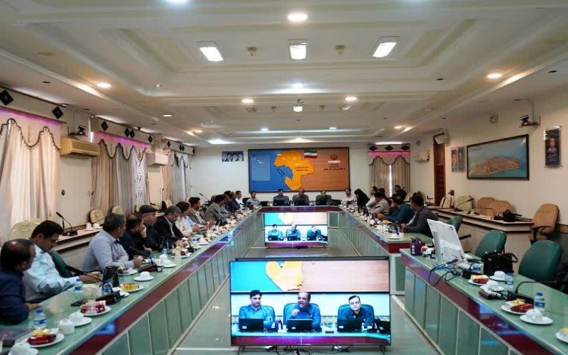 تقدیر فرماندار بوشهر از خدمات رسانی شهرداری‌ها و دهیاری‌های در ایام جنگ