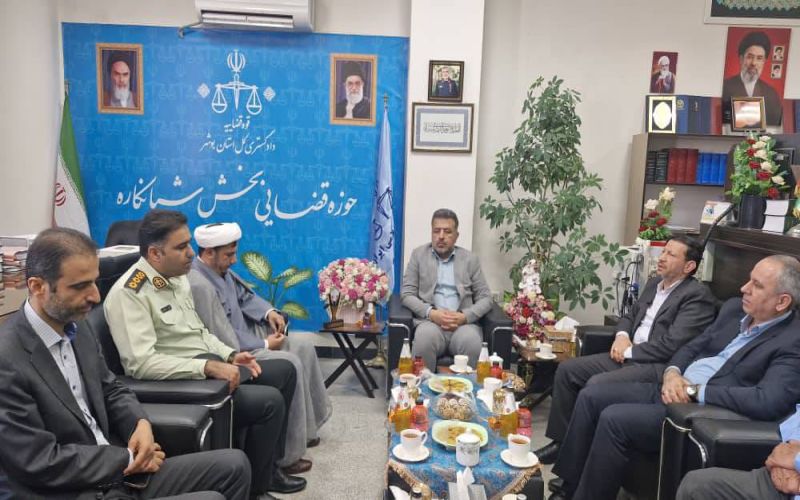 رئیس کل دادگستری استان بوشهر در بازدید از شبانکاره: تکریم ارباب رجوع و تسریع در رسیدگی به پرونده‌ها اولویت دستگاه قضا است.
