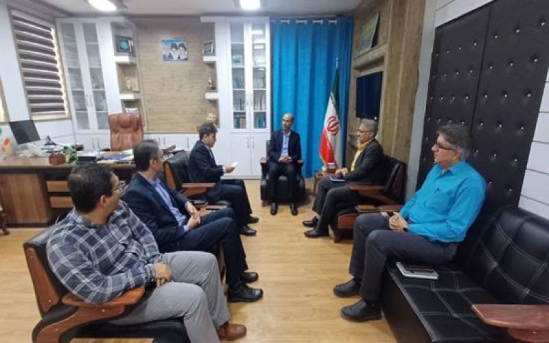 فرماندار دشتی با تأکید بر نقش مهم دامپزشکی در دو حوزه آموزش و سلامت جامعه خواستار توجه ویژه استان به ظرفیتهای دامپروری شهرستان شد.